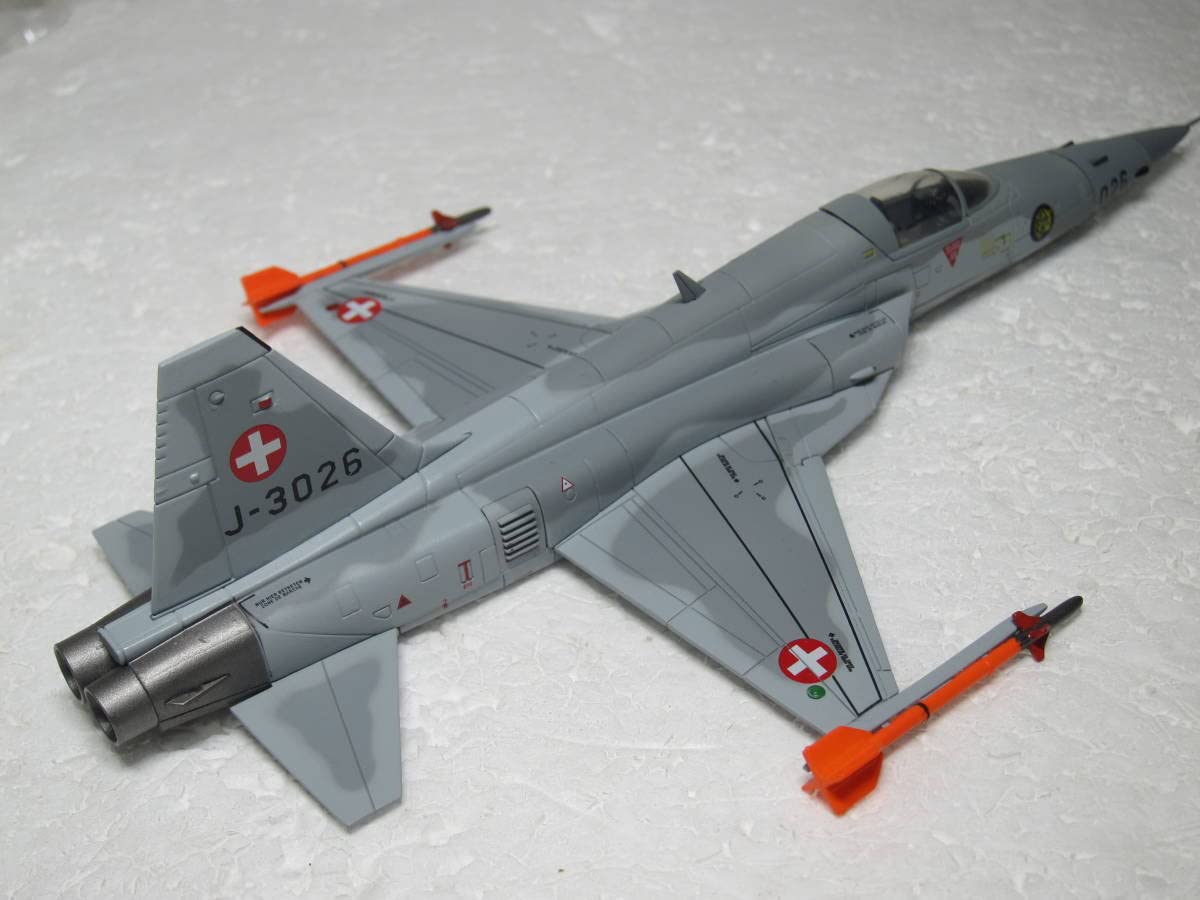 ホビーマスター ノースロップ F-5 タイガーⅡ 1/72 スケール Y0944 Amazon.com: Hobby Master Northrop F-5E Tiger II 19 Squadron
